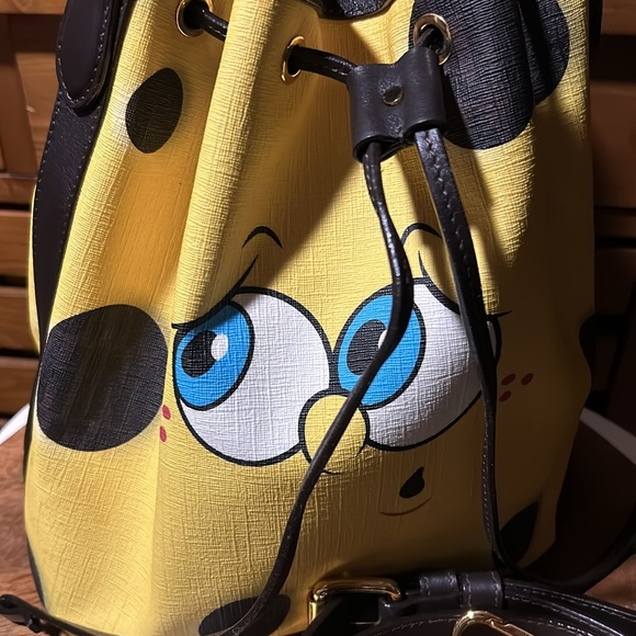 Moschino SpongeBob Bucket Bag SO NEAT!  LAST MARK DOWN - Picture 3 of 11